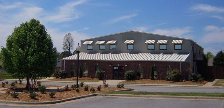 2 Country Club Cir, Maumelle, AR 72113